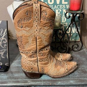 Innovation leather cowgirl studded boots size 7